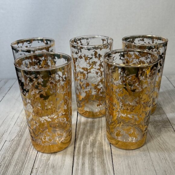 Vintage MCM Pitcher with 5 Tumblers Gold Embellished Floral Rose Design SET - Picture 6 of 10